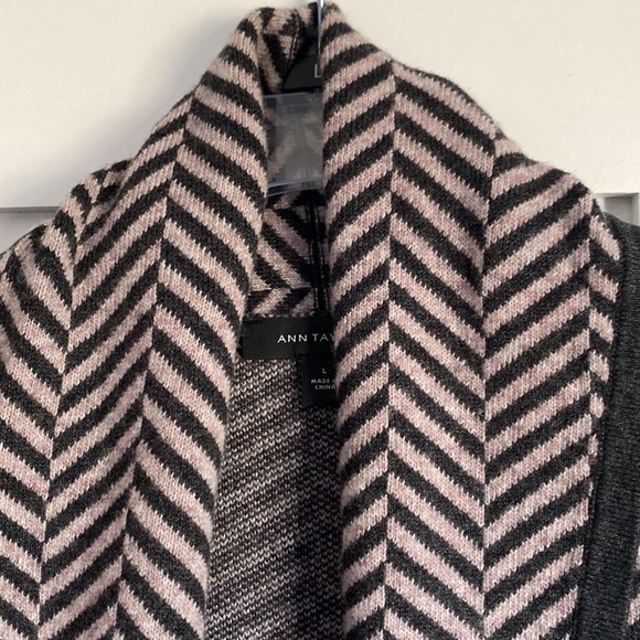 Long open collar knit cardigan - Picture 2 of 4